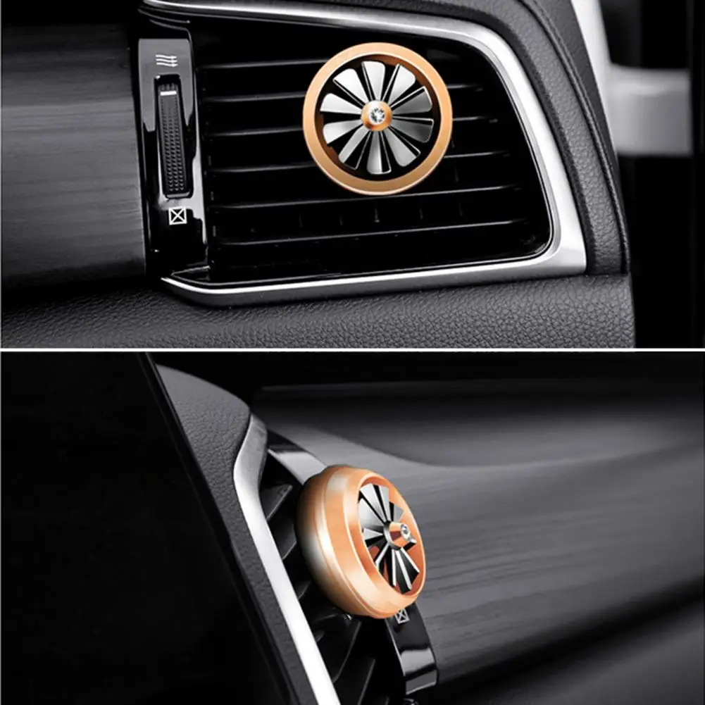 Автомобильный зажим для духов на вентиляционную решетку отличный аромат