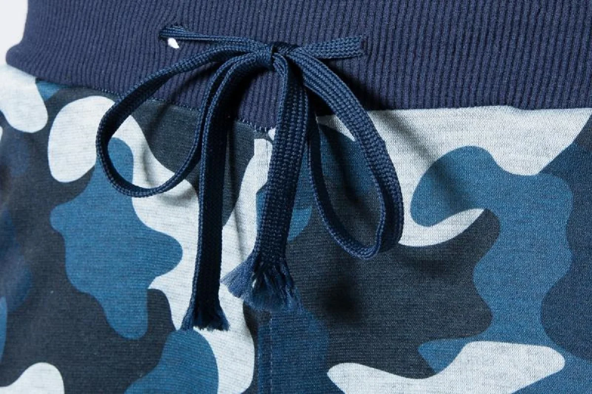 

2021 spring and autumn new leisure fashion men's camouflage slimming Harun pants sport small foot pants