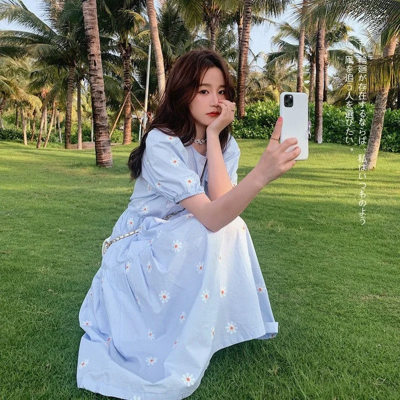 

Vintage Summer Floral Women Dress Daisy Flower Embroidery Elegant 2021 Korean Style Puff Sleeve Party Long Dresses Vestidos
