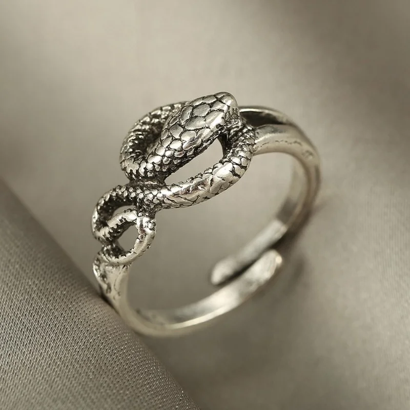 

Personality Adjustable Ring Snake-shaped Index Finger Rings for Women