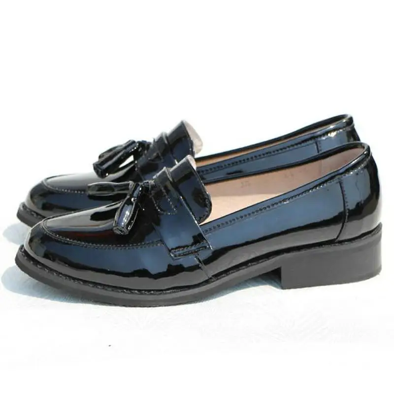 Женские туфли из лакированной кожи оксфорды винно-красные на плоской подошве