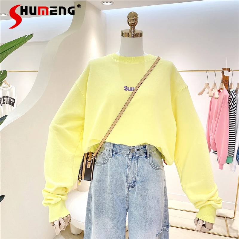 

Hoodies & Sweatshirts