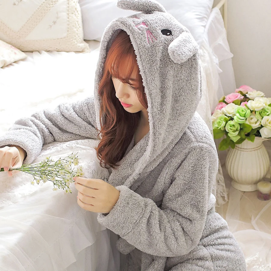Зимний милый теплый женский банный халат с мультяшным медведем и кроликом до