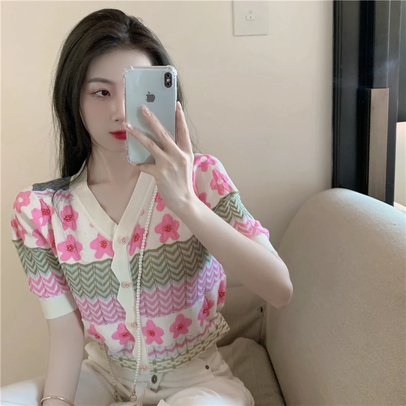 

ZAWAHIKI Tender Sweet Floral Beading Ice Silk Knitted Cardigan Women Summer V Neck Single Breasted Short Sleeve Thin Short Tops