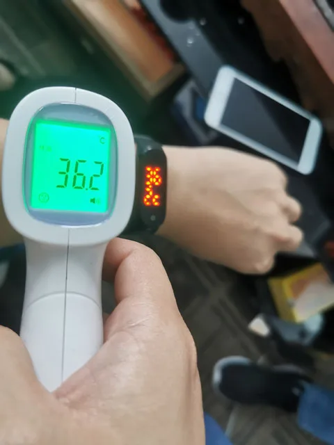 Смарт часы контроль температуры тела носимые Спортивные LED дисплей для мужчин