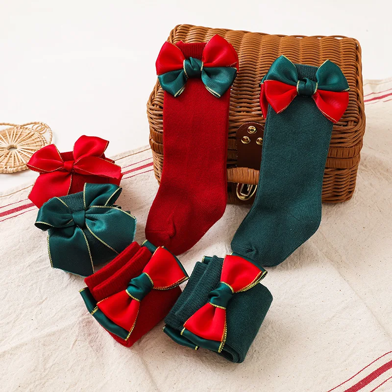 

2Pairs Set INS Spanish Baby Girls Socks For Christmas With Bow Knot Middle Tube Stockings Red Green Socks New Year Accessories