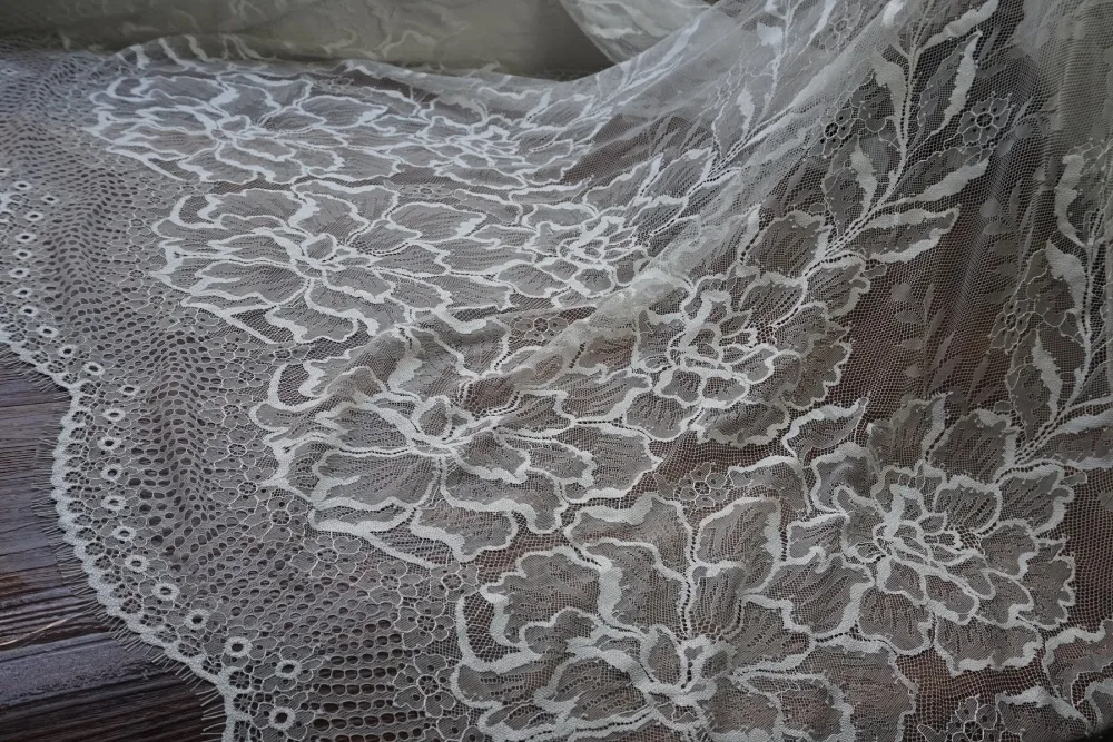 Большие цветочные ресницы chantilly lace длиной 3 метра! Новое поступление, кружевное свадебное кружевное платье для невесты, модный стиль