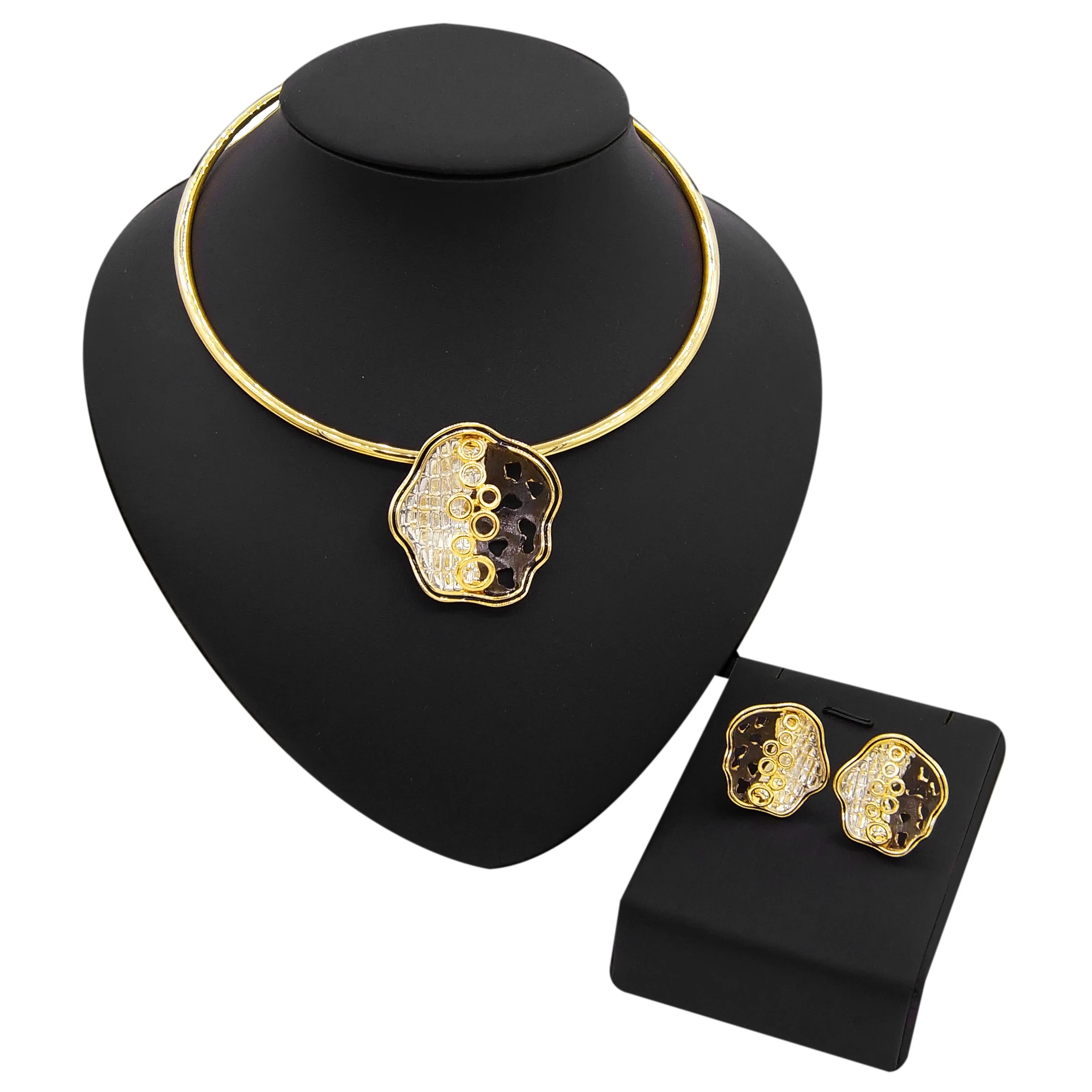 

Fashion Jewelry