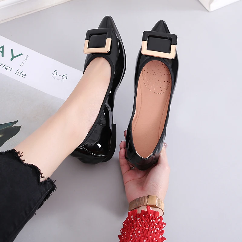 Летние новые модные тонкие туфли женские водонепроницаемые Мокасины с острым