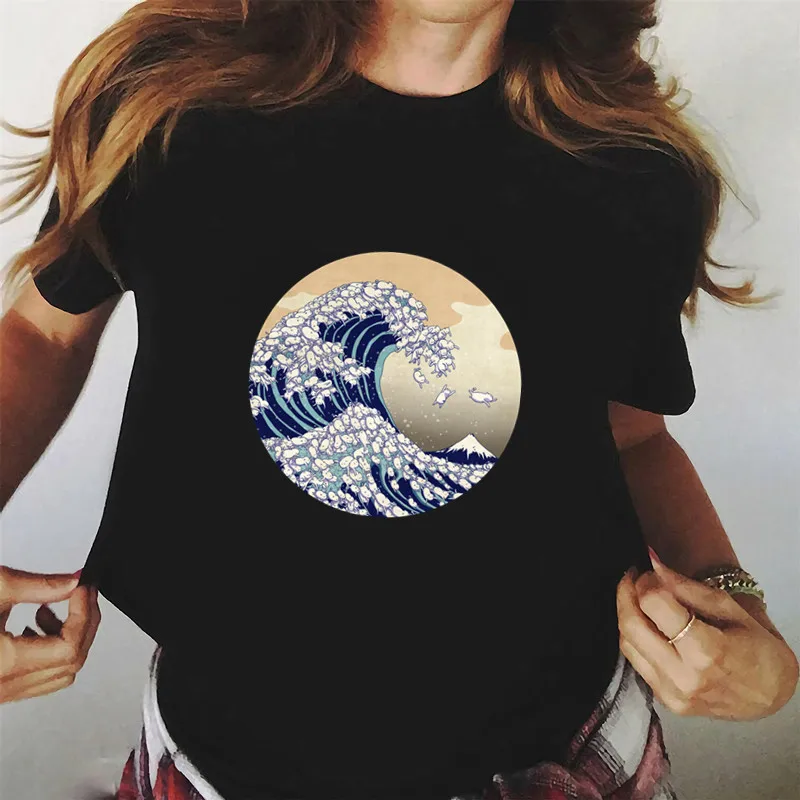 

Женская футболка с принтом The Great Wave Of Kawaii In Circle, повседневный топ с коротким рукавом, модная женская одежда, летняя футболка с графическим ри...