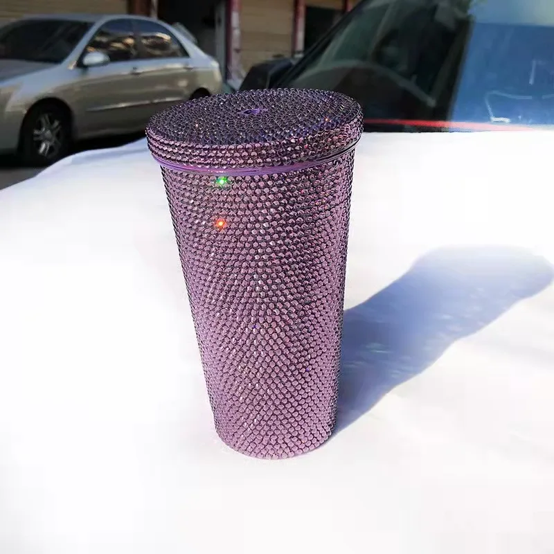 Pаспродажа 650 портативная кружка для воды с тестовым приводом, индивидуальная акриловая чашка для воды с алмазным логотипом и соломинкой, дорожная чаш...