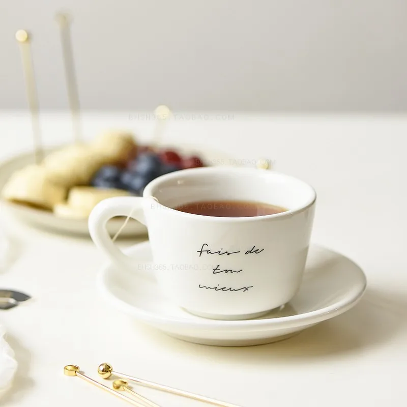 

Korean Home Creative White Coffee Cup Retro Latte Cup Set Mate Chinese Tea Cup Vintage Ceramic Cup Coffee Fincan Drinkware Eg50