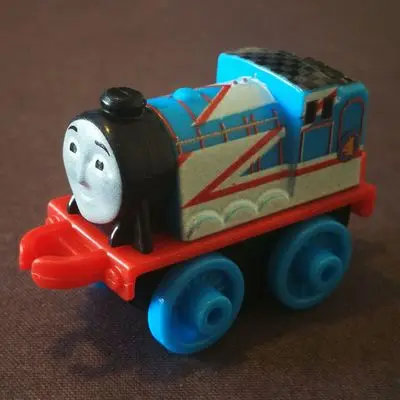 Оригинальный мини-Паровозик Thomas and Friends пластиковая Игрушечная модель автомобиля