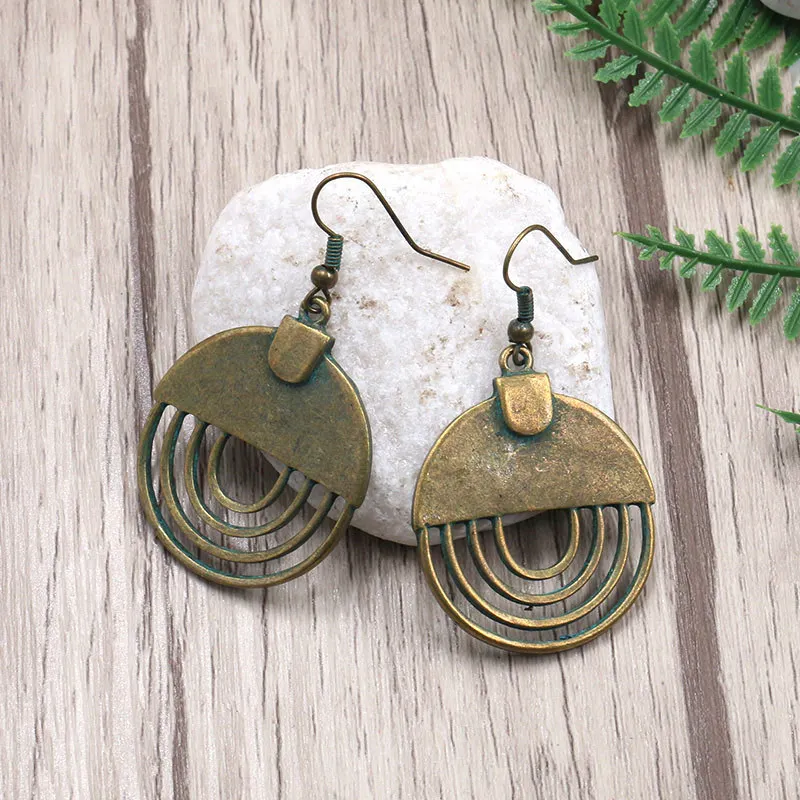 

2021 Vintage Round Dangle Earrings Ornament Ethnic Boho Charm Hollow Earrings Jewelry Accessories