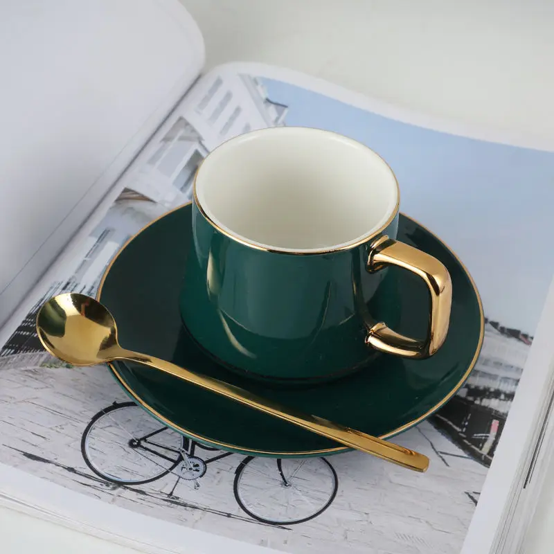 Taza de caf&eacute; de cer&aacute;mica Europea ligera, traje exquisito de lujo en t&eacute; de la tarde Simple, estilo n&oacute;rdico franc&eacute;s, luz moderna de lujo-1