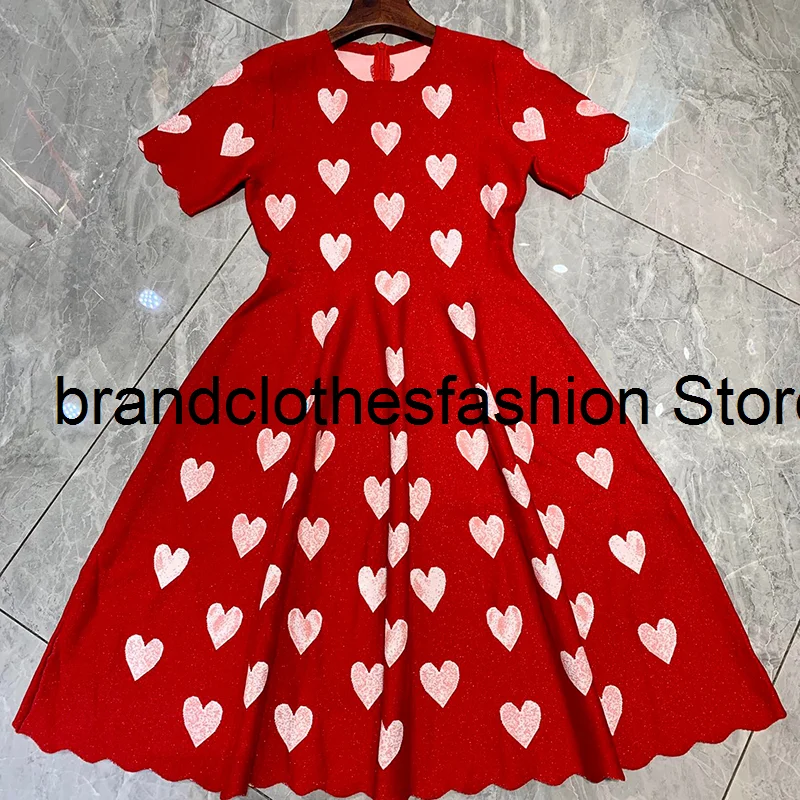 

Sweet Red Heart Print Dress Women High Quality O-Neck Short Sleeve Flare Skirt Knee-Length Scallop Trim Dresses Lady 2021 Autumn