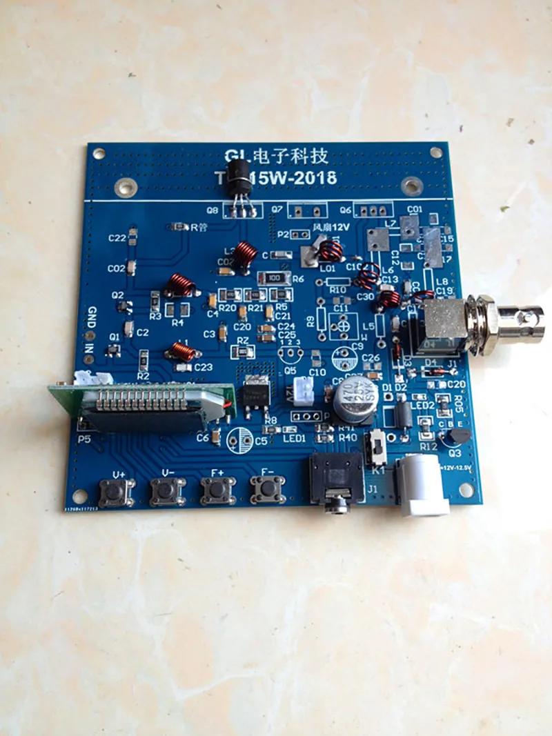 FM-трансмиттер DYKB с цифровым ЖК-дисплеем FM-стереопередатчик DSP PLL CD MP3 мобильная