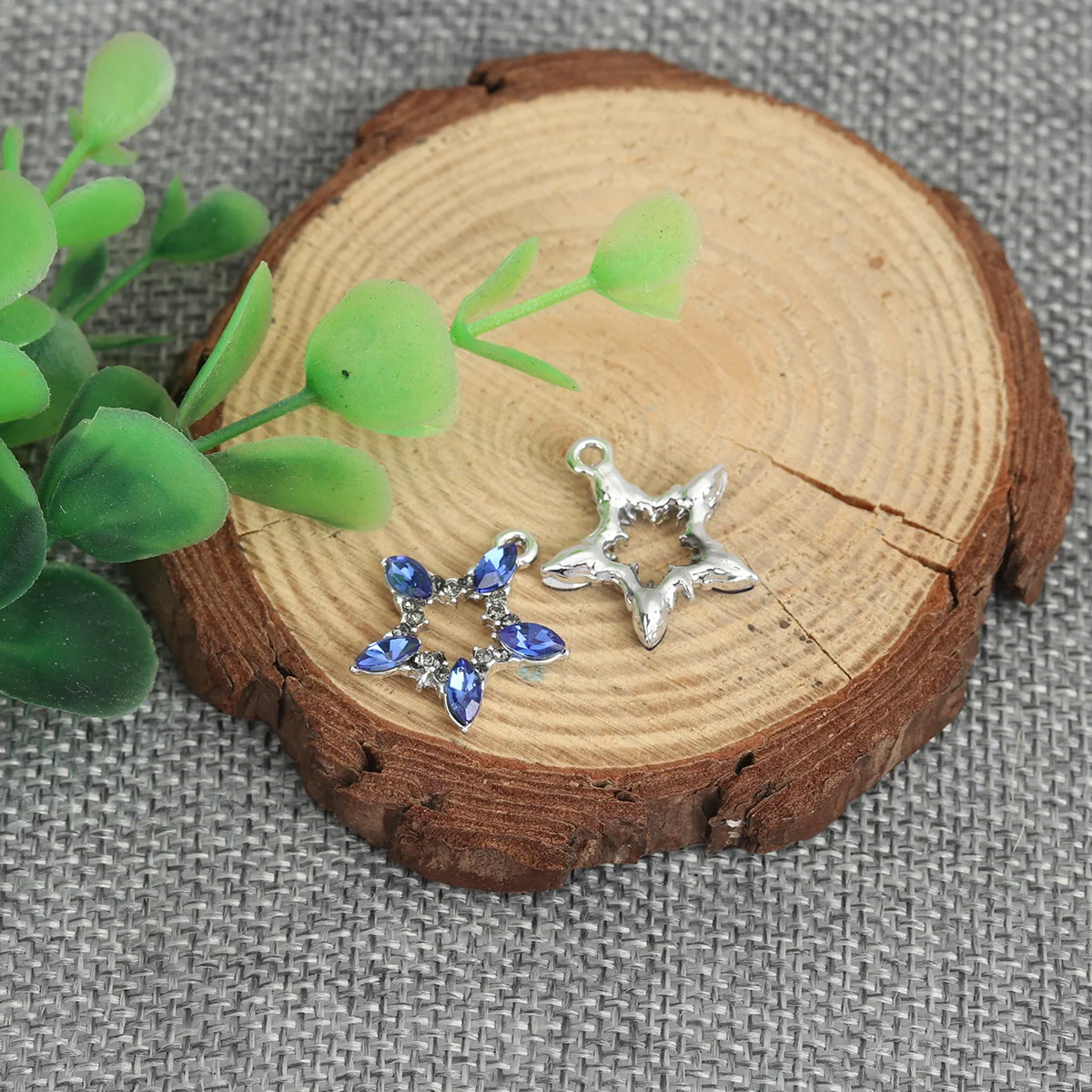 

3 Colors Hollow Pentagram Star Pendants Zinc Based Alloy Charms Silver Color With Rhinestone 21mm x 20mm DIY Jewwlry, 5 PCs