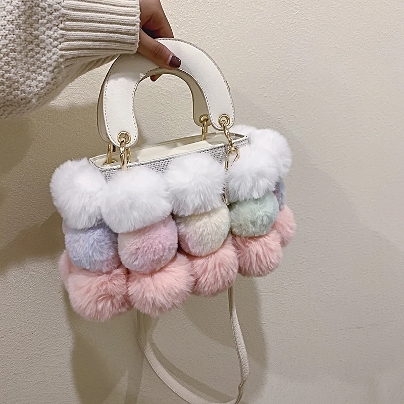 Женская наплечная сумка с меховым помпоном из лисьего меха маленькая квадратная