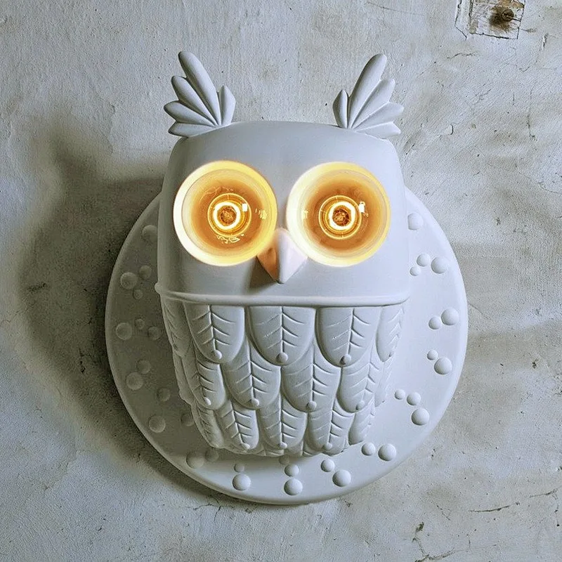 

European personality creative resin owl wall lamp bedroom bedside aisle decoration home living room porch wall lamp ZM1205