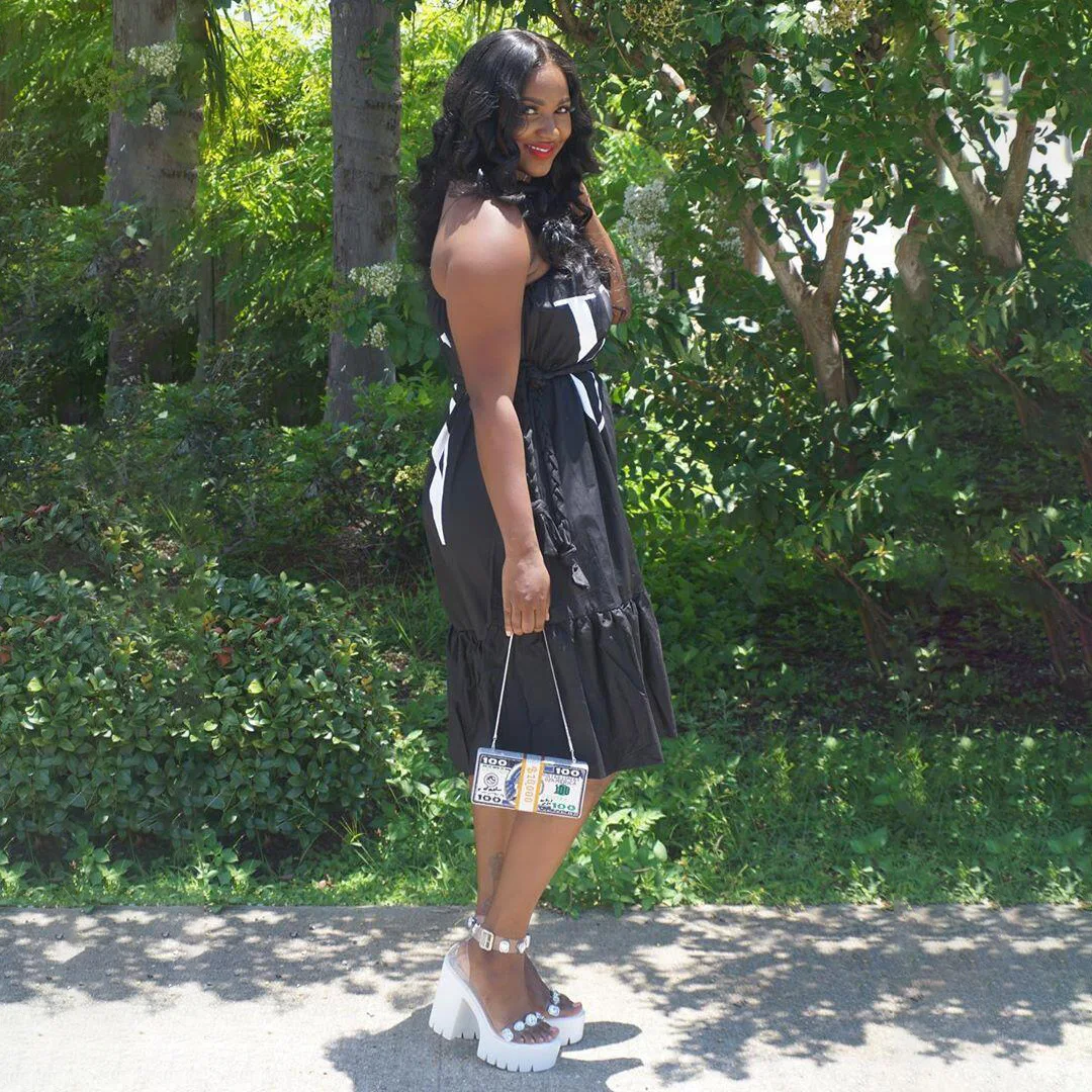 

Summer Women Black White Letter Printing Suspender Dress Fashion Sleeveless Loose Long Dress Women