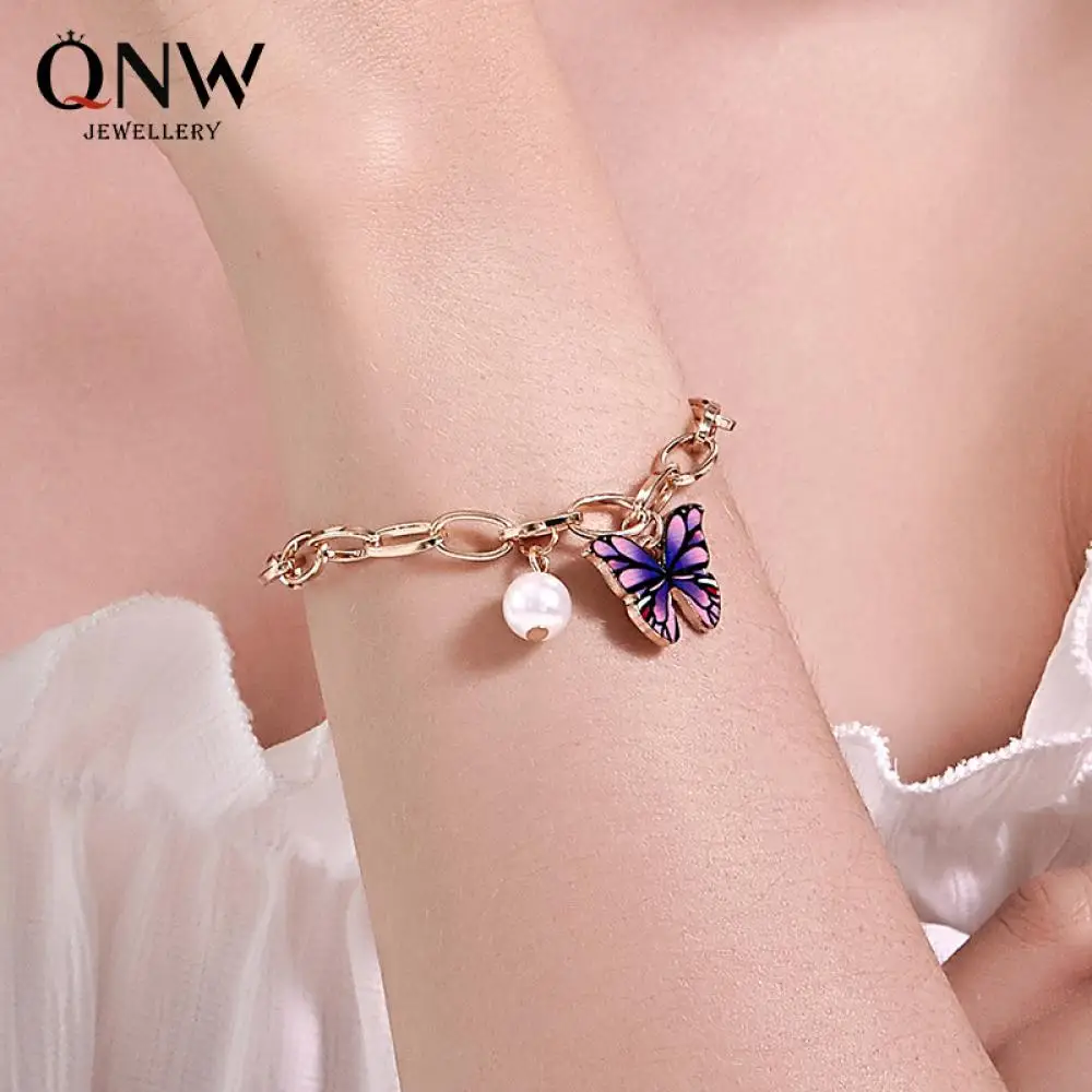 

Color Butterfly Bracelet for Women New Fashion Female Chain Bracelet Metal Creativity Bracelet Jewelry Accessories Party Gift