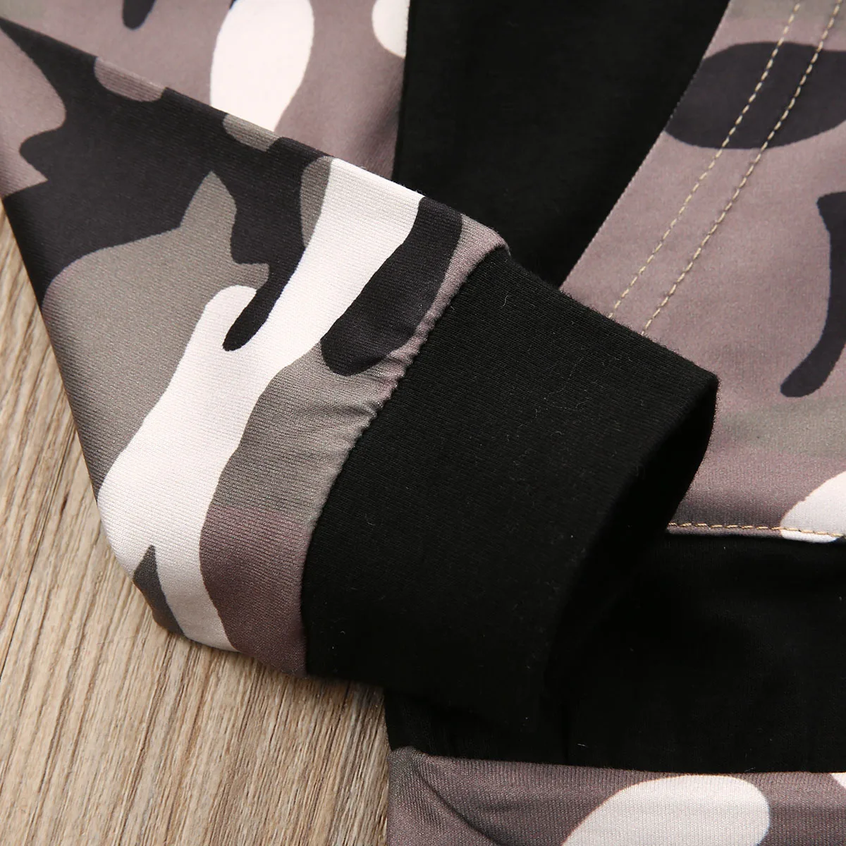 Одежда для маленьких мальчиков топы армейского зеленого цвета девочек толстовка