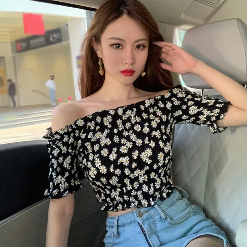 

Women Summer Floral Print Ruched Short Sleeve Off Shoulder Exposed Navel Blouse