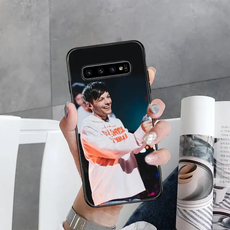

One Direction Louis Tomlinson Phone Cases For Samsung Galaxy S20 Ultra S20 Plus S10 S9 S8 Plus S7 Edge S21 Plus
