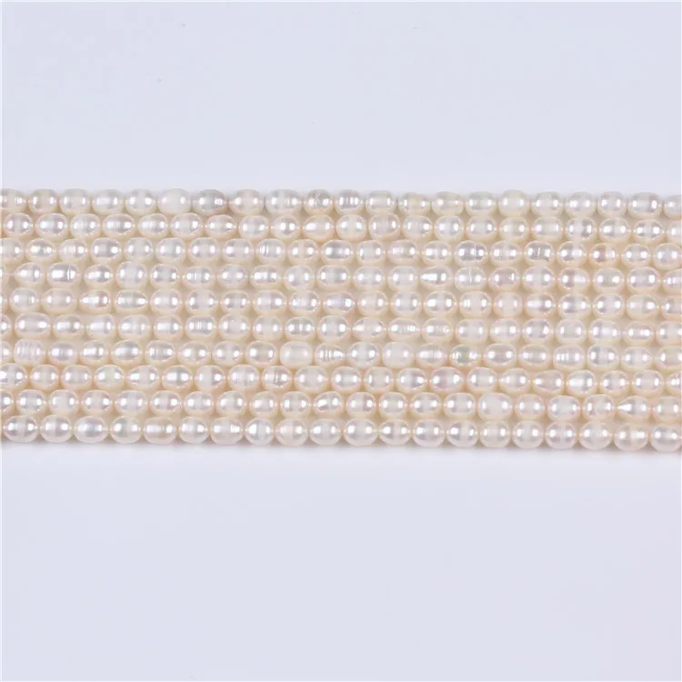 

Пряди из натурального жемчуга, 4-5 мм