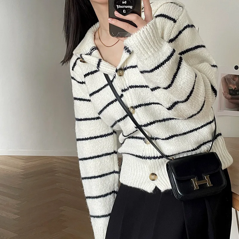 

Women Sweater Stripe Design For Female 2021 Autumn Winter New Harajuku Retro Product Korean Version Of The Lapel Loose Cardigan