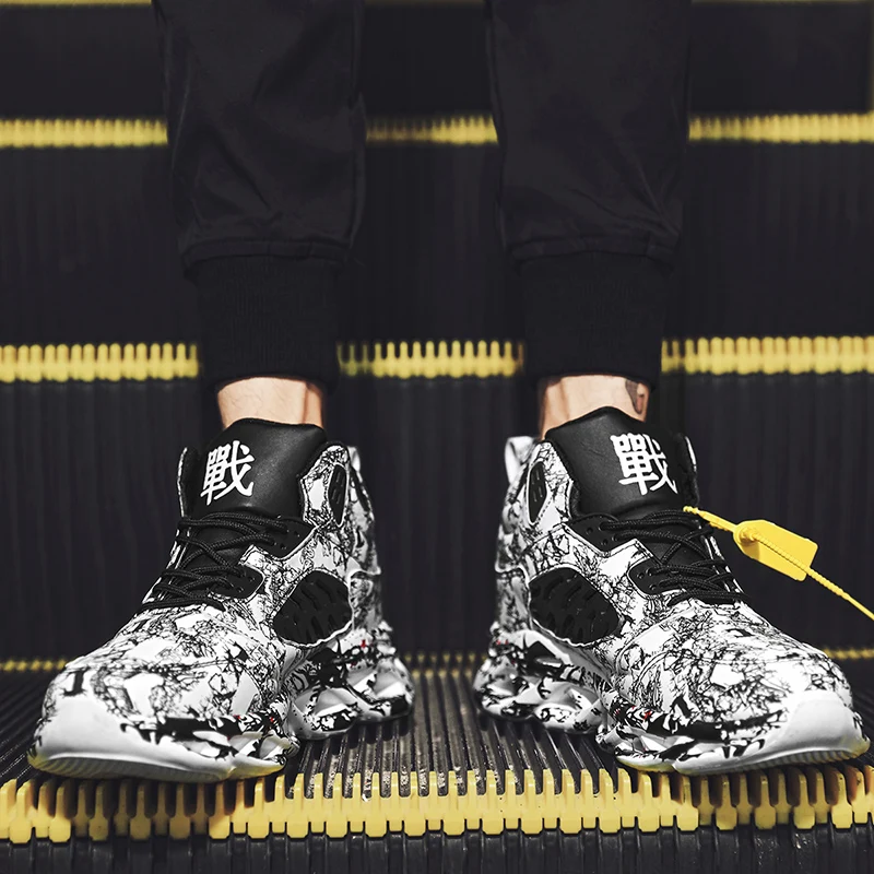 Мужские кроссовки р.39-44 белый/черный