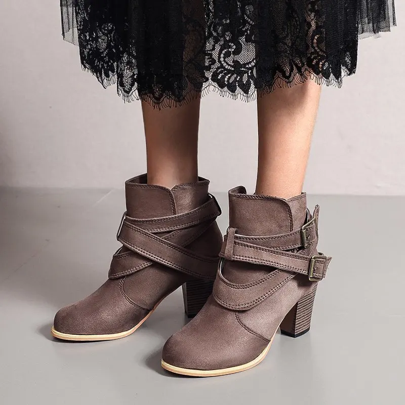 

Женские флоковые ботильоны на высоком каблуке 2021, винтажная Женская обувь в европейском стиле, повседневные женские ботинки с пряжкой, женс...