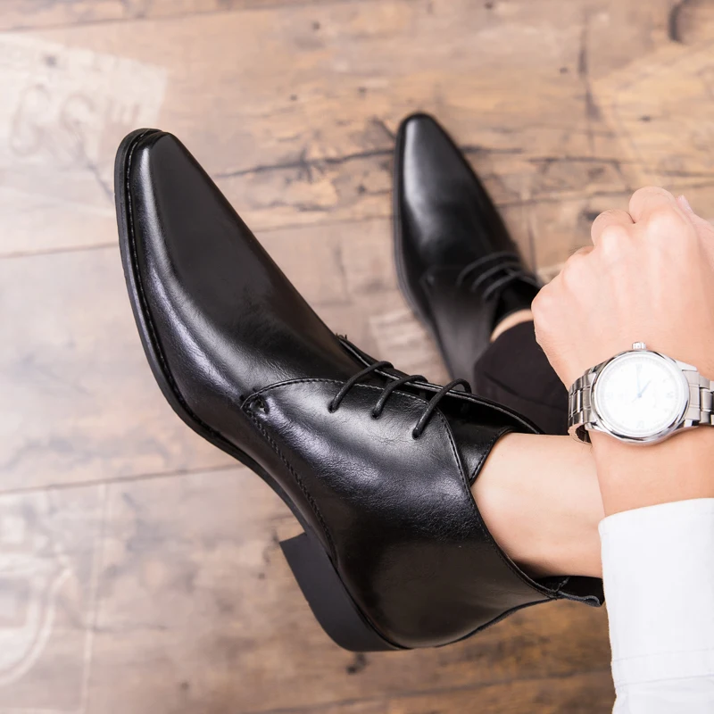 Мужские повседневные кожаные ботинки Модные официальные с острым носком Мужская