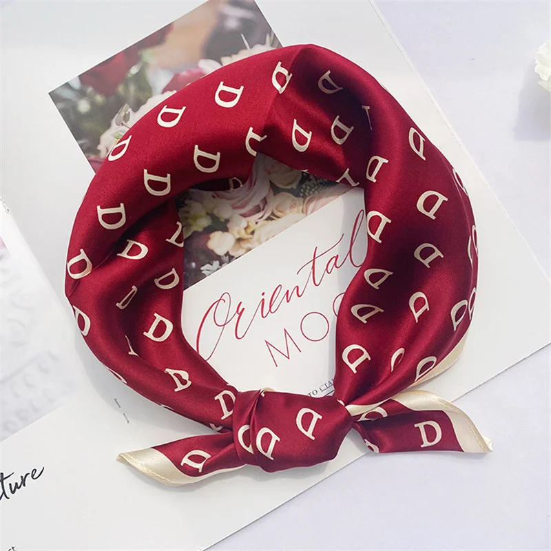 

53CM 100% Mulberry Pure Silk Scarf For Ladies Small D Letter Print Square Scarves Small Head Handkerchief Wholesale Hijab Wraps