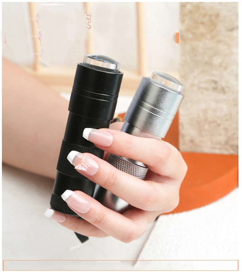 BQAN Портативная ультрафиолетовая лампа для маникюра с силиконовым прессом и штампом.