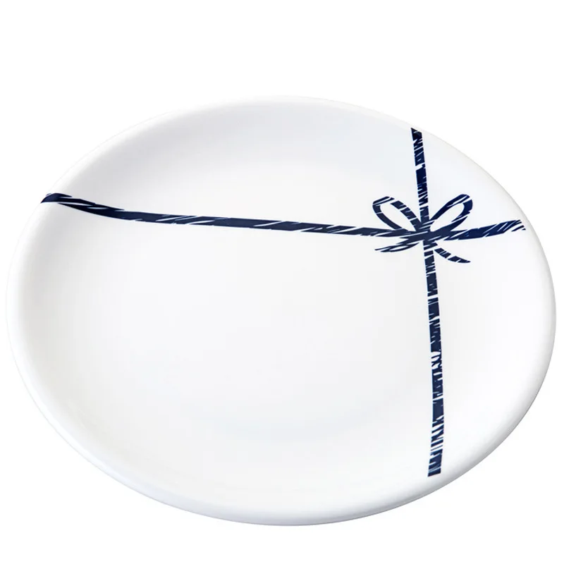 Керамическая тарелка круглой формы в скандинавском стиле короткая