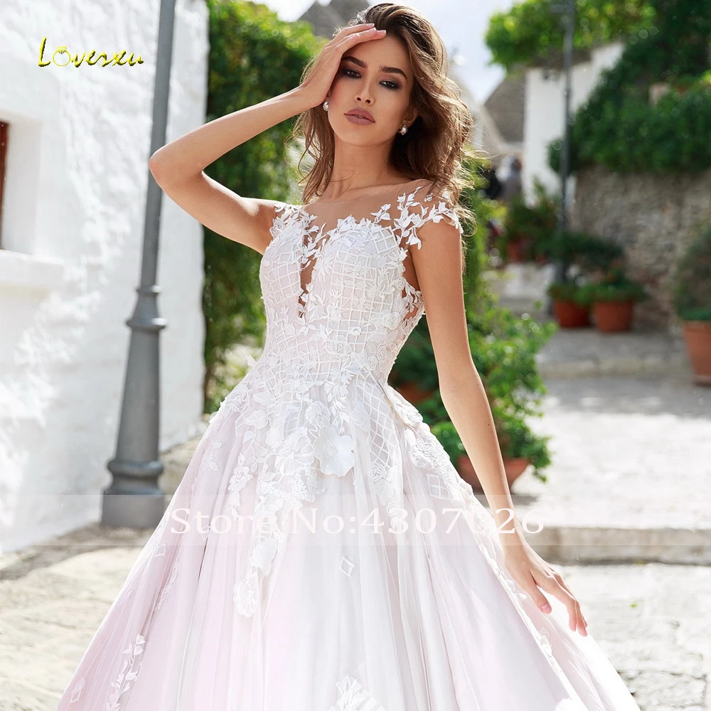 Loverxu Свадебные платья трапециевидной формы нежные Аппликации рукав-крылышко