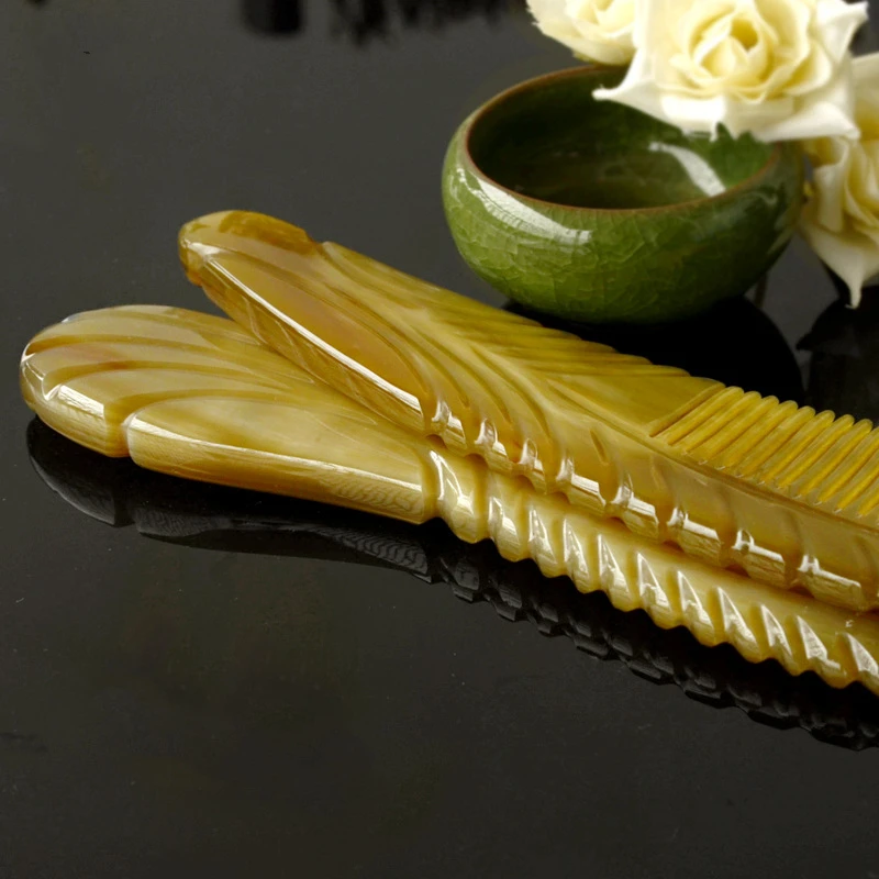 

Natural Yak Horn Comb For Hair Massage Anti-static Head Massage Hair Brush Combs Handmade Hairbrus Hairdressing Tools G1020