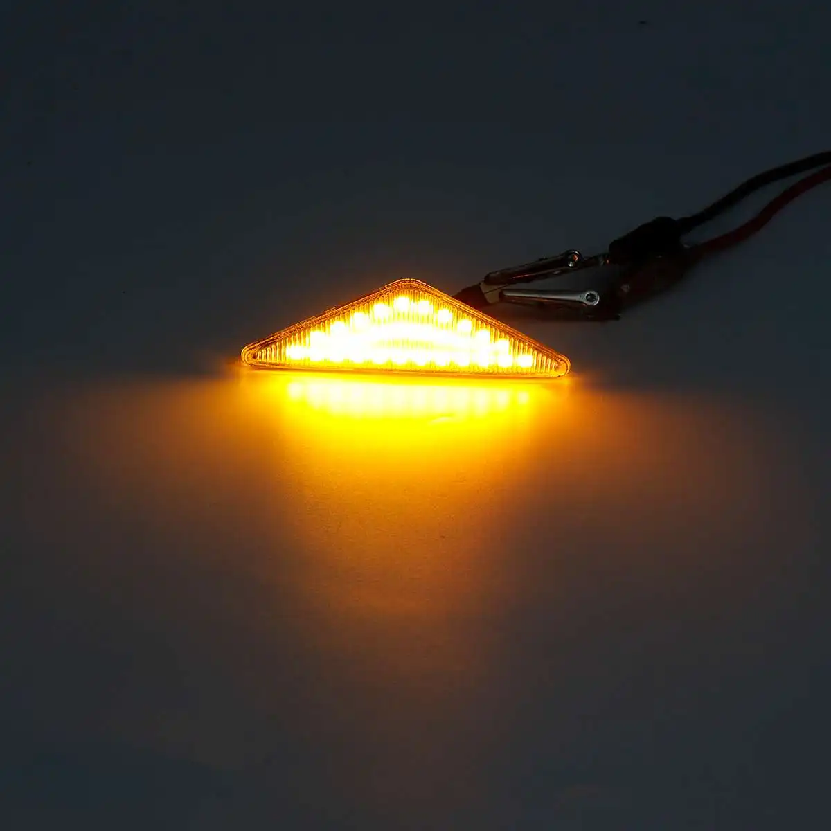 

Car LED Dynamic Side Marker Light Flowing Turn Signal Light Lamp For Ford Mondeo 2000-2006 For Focus MK1 1998-2004