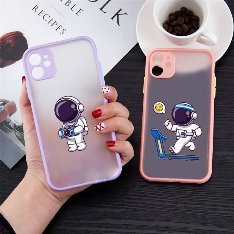 

Cute Astronaut Hand Phone Case for iPhone 13 12 XS 11 pro max mini se2020 7 8 plus X XR color purple matte transparent coque