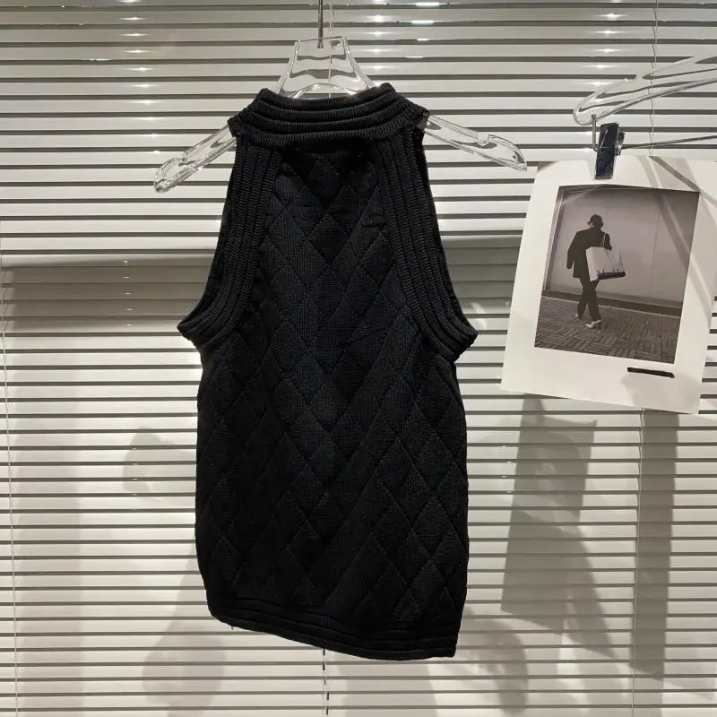 

2021 Spring New Large Rhinestone Beaded Shiny Hanging Collar Knitted Vest Streetwear Fashion Sling Basic Tank Tops