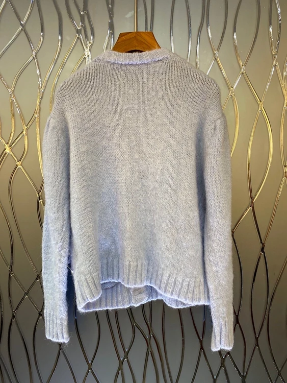 

2020 autumn and winter new women's V-neck heavy industry stitching decorative long-sleeved versatile knitted jacket