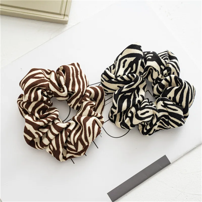 

Vintage Striped Scrunchies Rubber Bands For Women Fashion Sofd Elastic Hair Bands Girl Ponytail Hold Ties Hair Accessories 2021