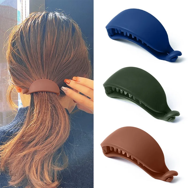 

New Cute Candy Colors Banana Shape Hair Claws Women Girls Sweet Hair Clips Ponytail Holder Hairpins Fashion Hair Accessories