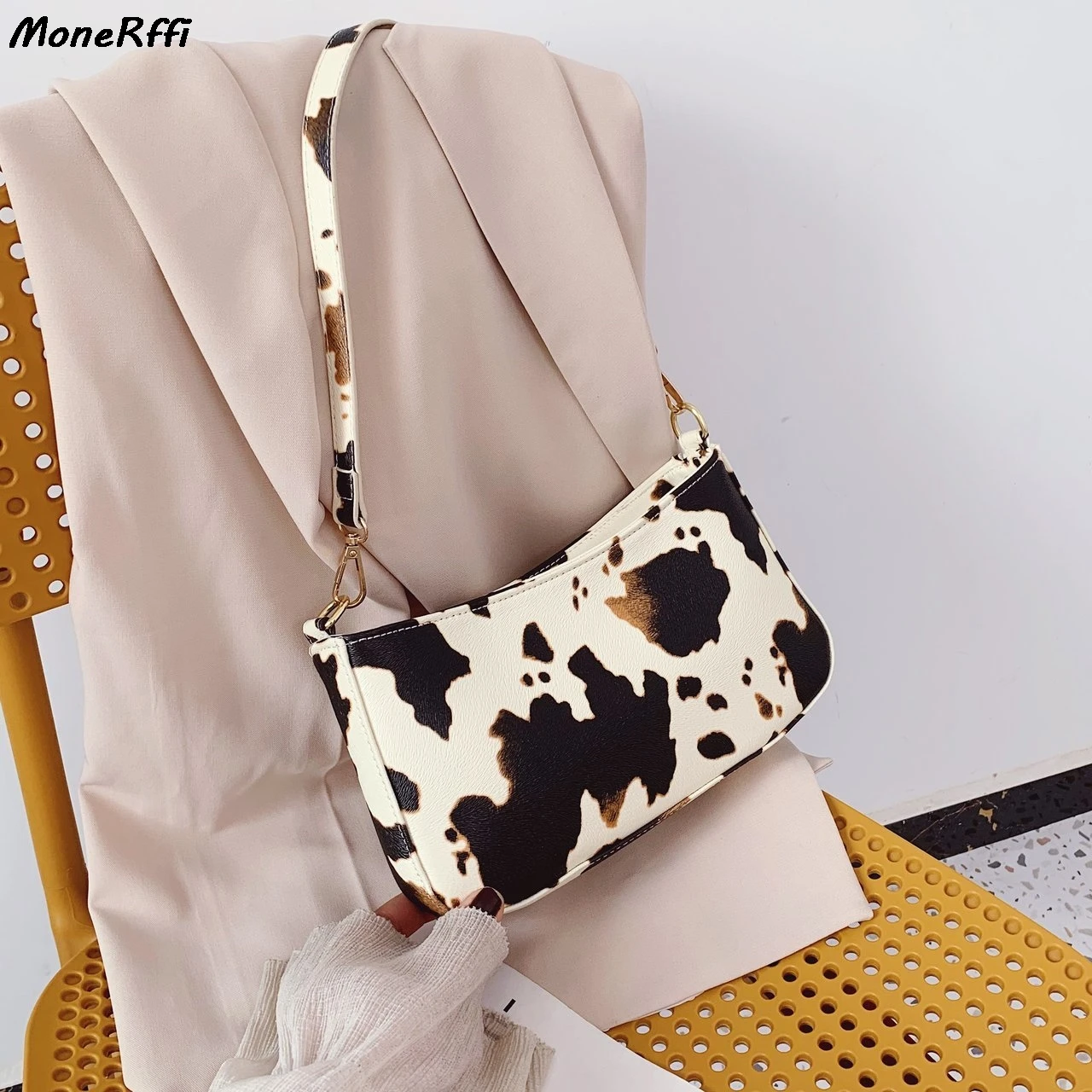 2020 Milk Cow Print Women Underarm Handbags Vintage PU Leather Girls Shoulder Messenger Bags Armpit Bag | Багаж и сумки