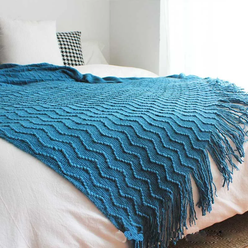 Оригинальное вязаное одеяло с кисточками одиночное Двухслойное волнистое