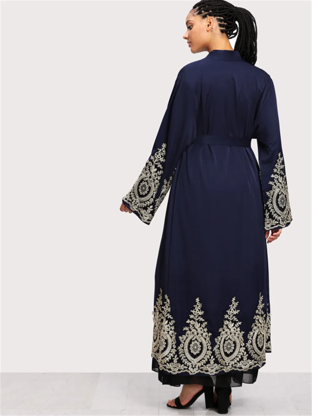 Женский кардиган в Дубае Abaya Розовое Кимоно с длинным рукавом и золотыми