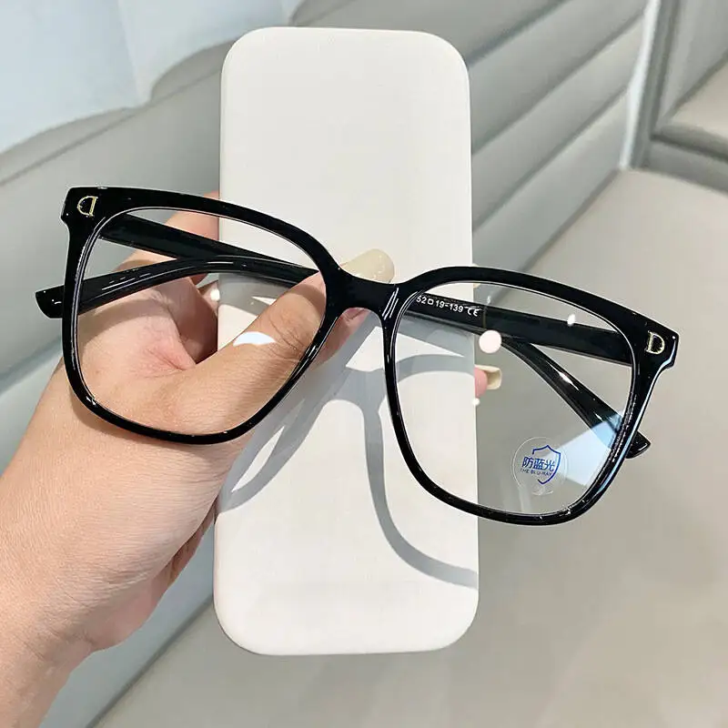 

Fashion D Letter Square Anti Blue Light Glasses Women Brand Designer Comfortable Computer Eyewears Men Transparent Eyeglasses