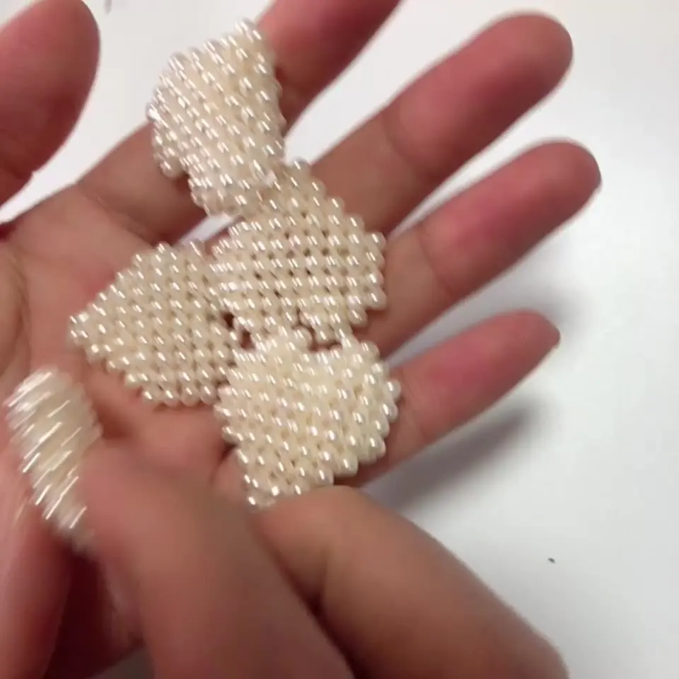 

Оптовая продажа, белый жемчуг в форме сердца для аксессуаров для волос